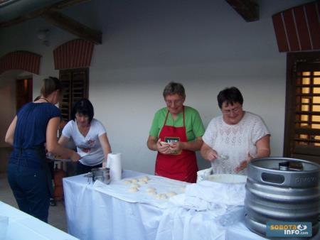 Otvoritev vinoteke 22